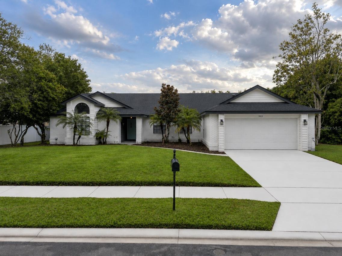 1012 Willa Lake Cir., Oviedo, FL 32765