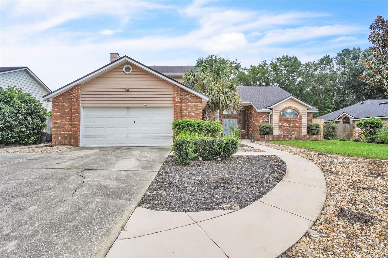 13 Bass Lake Dr., Debary, FL 32713