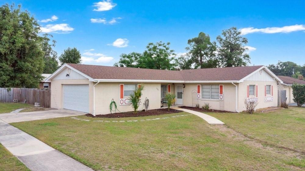 5827 Flori Ln., Orlando, FL 32808