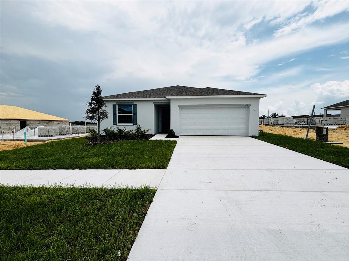 616 Broadoak Dr., Dundee, FL 33838