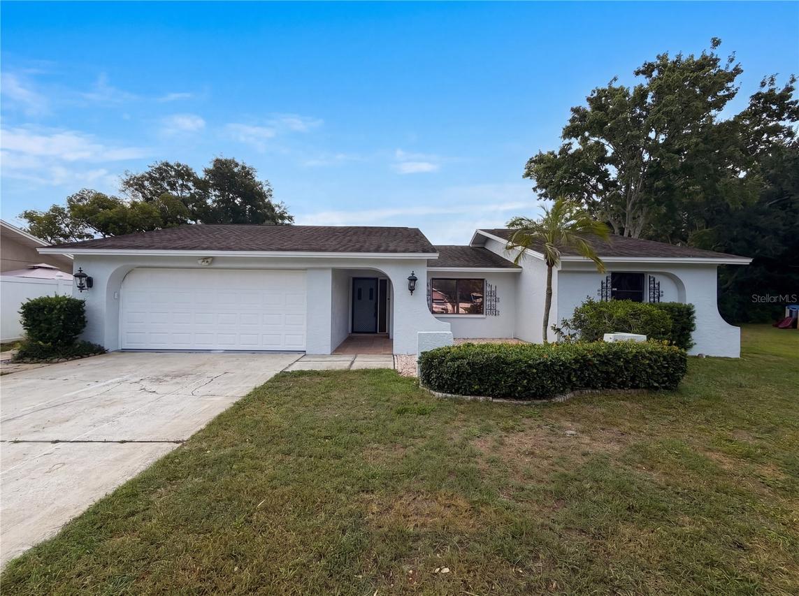 3413 Snowy Egret Ct., Palm Harbor, FL 34683