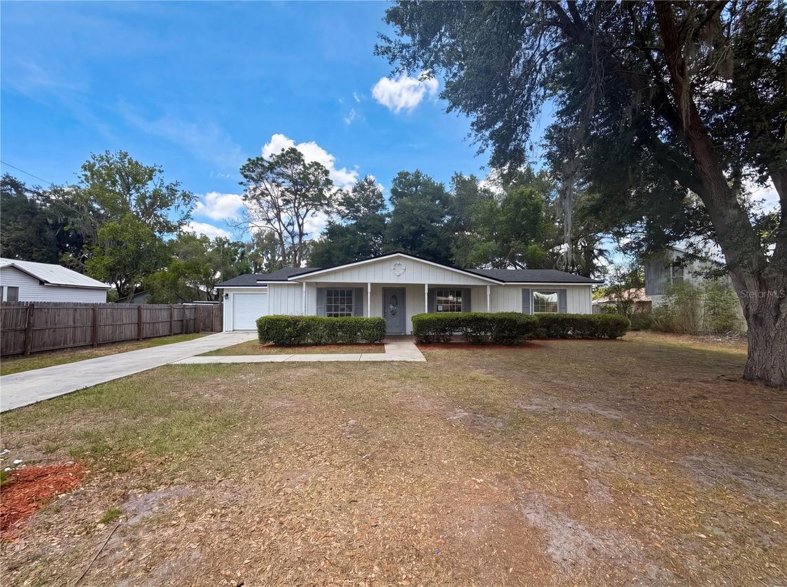613 4th St., Fort Meade, FL 33841