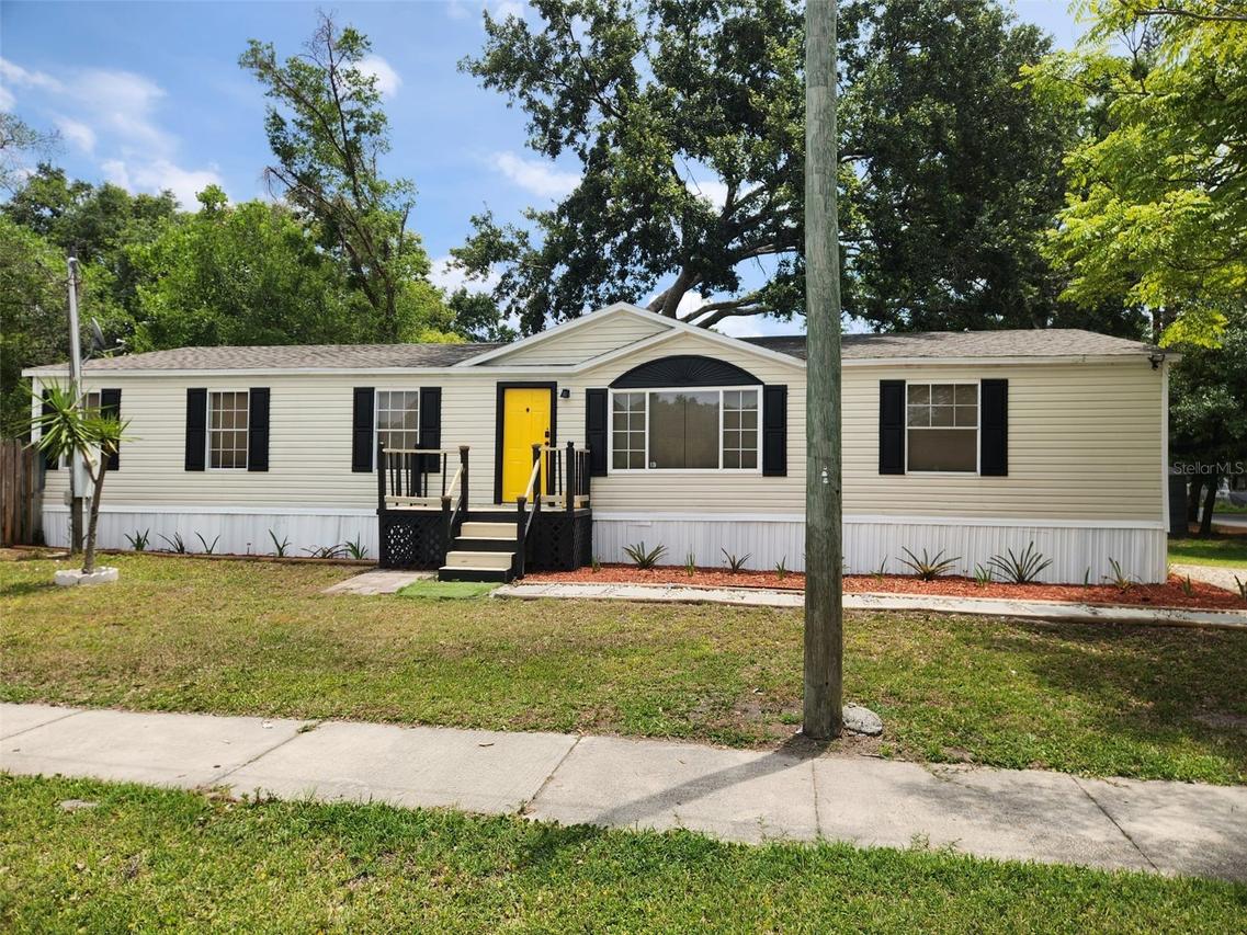 9653 4th Ave., Orlando, FL 32824