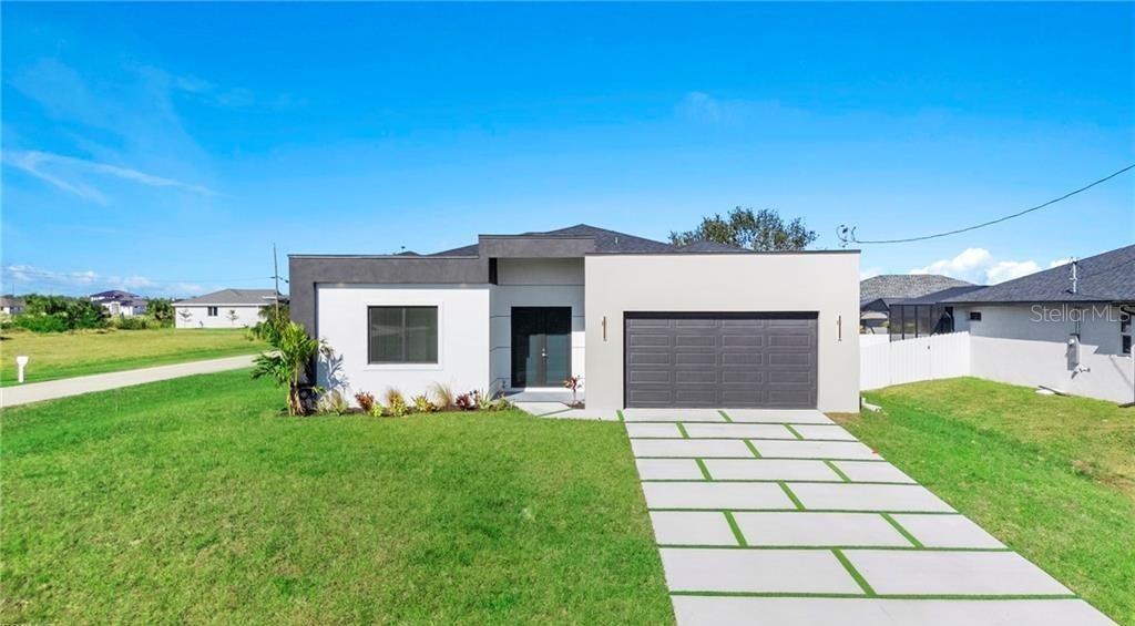 4233 Jacaranda Pkwy., Cape Coral, FL 33993