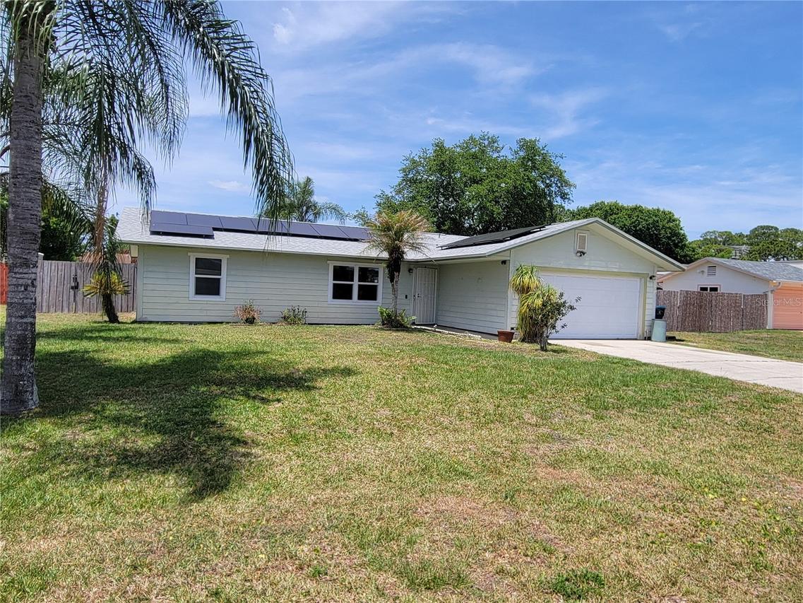 726 Diplomat Ave., Palm Bay, FL 32909