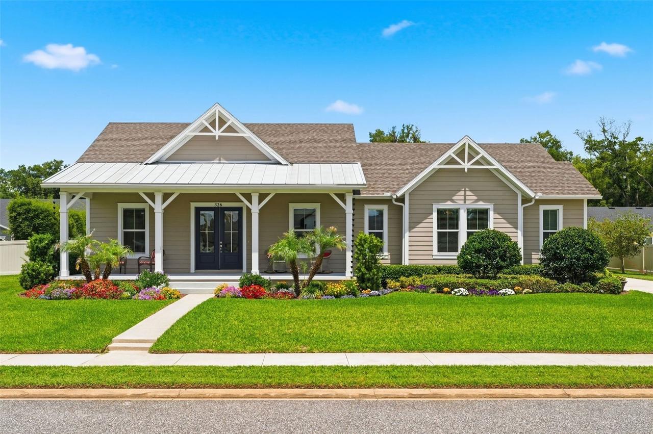 326 W Delaware Ave., Lake Helen, FL 32744