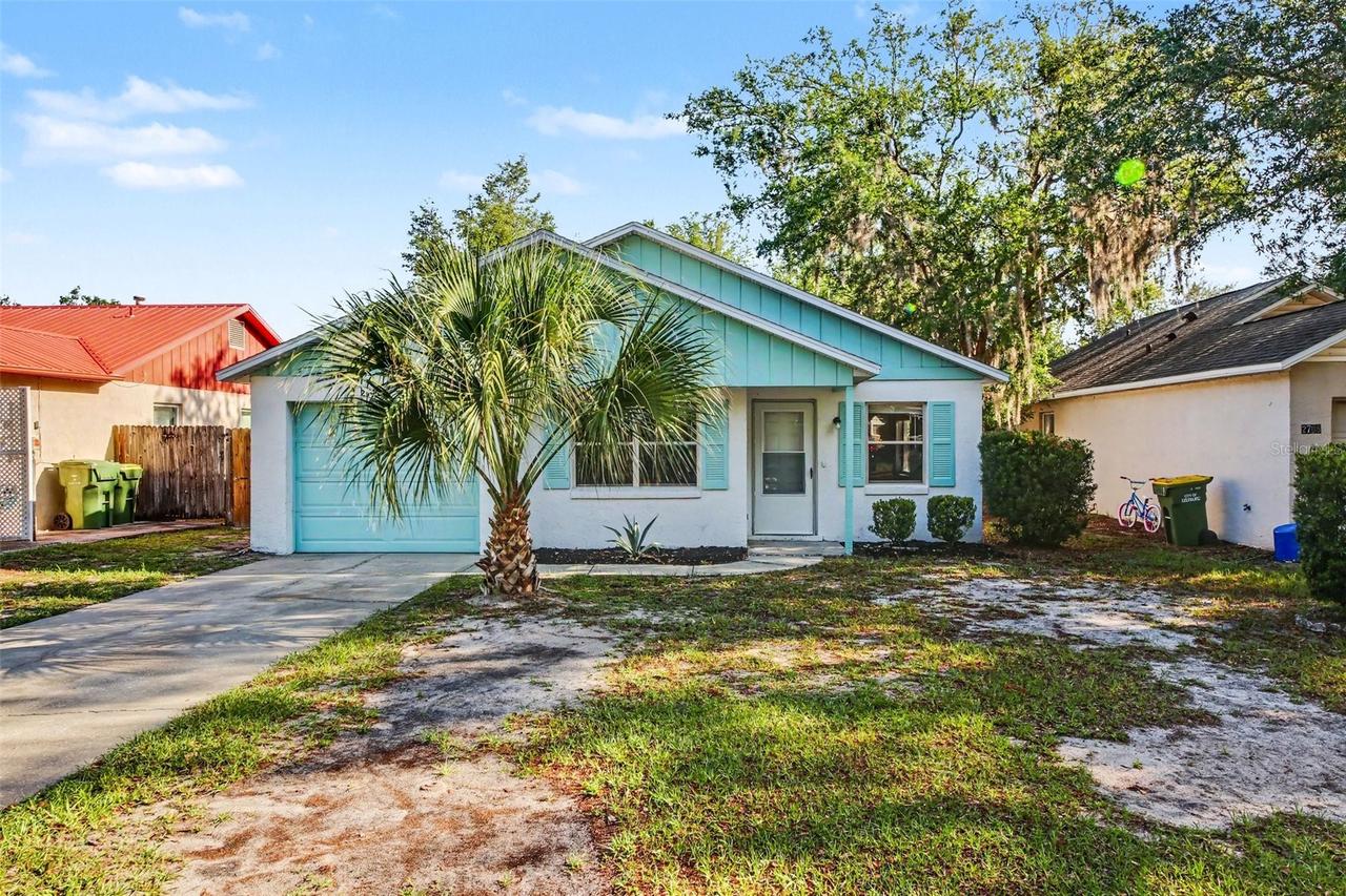 2710 Lorraine Dr., Leesburg, FL 34748