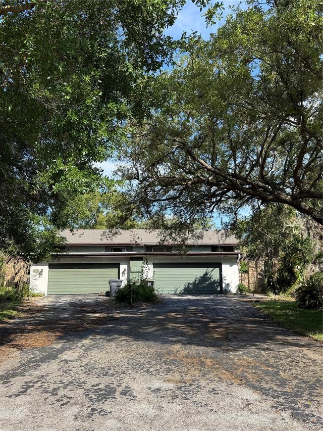 8 Canterbury Dr., Haines City, FL 33844