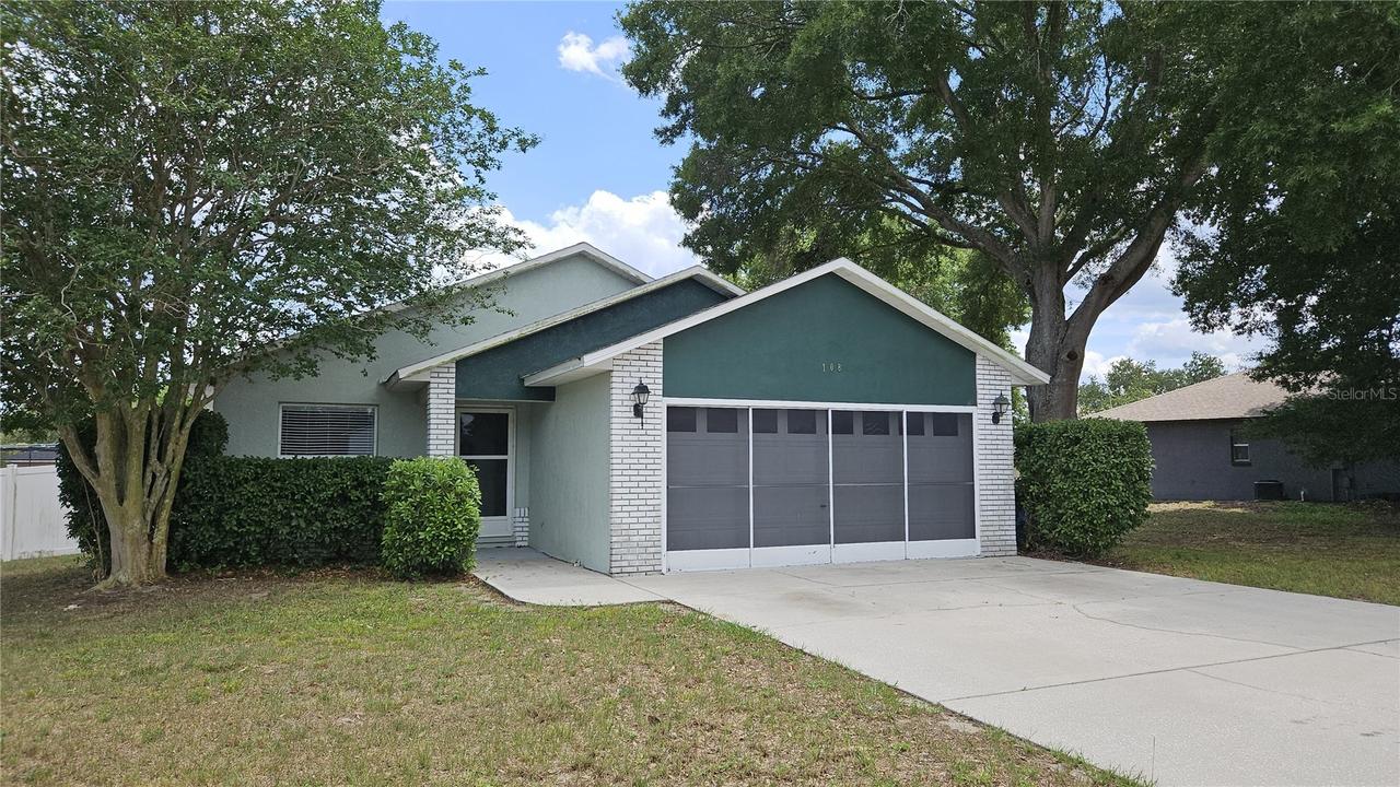 108 Brittany Ave., Mascotte, FL 34753