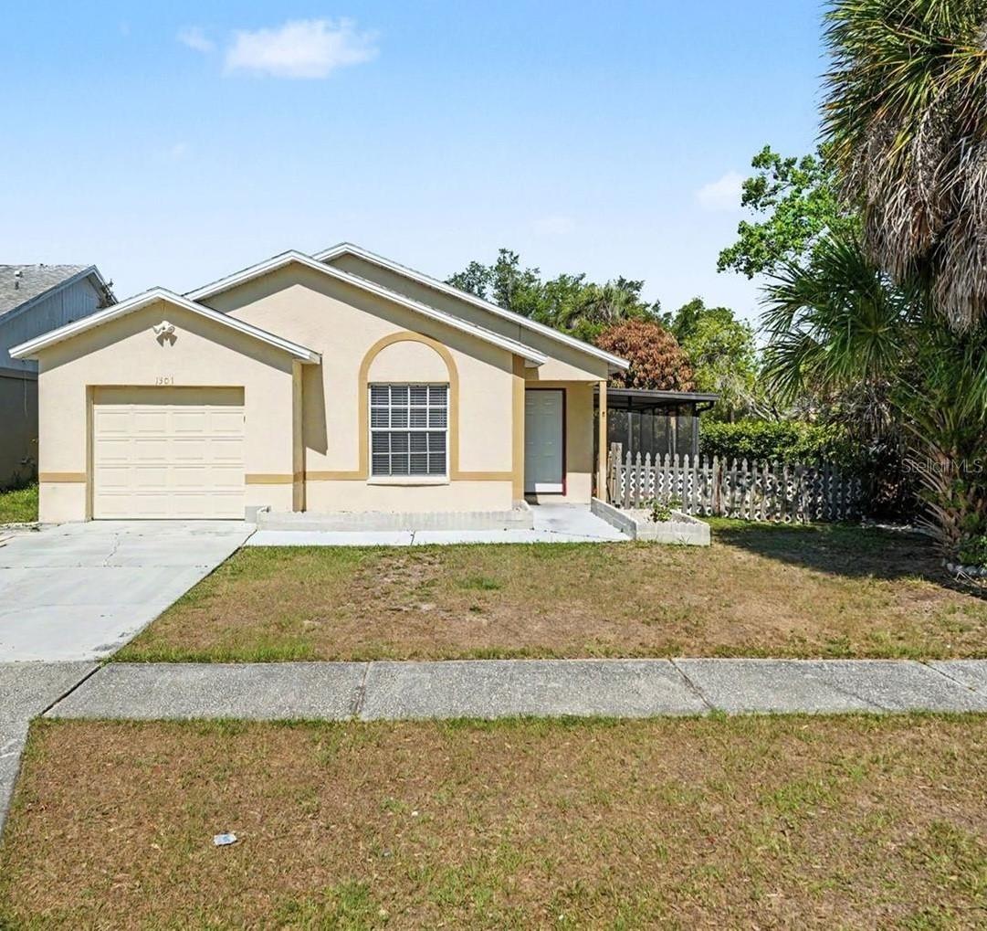 1301 Mohrlake Dr., Brandon, FL 33511