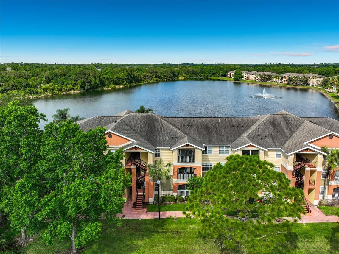 1909 Summer Club Dr. #301, Oviedo, FL 32765