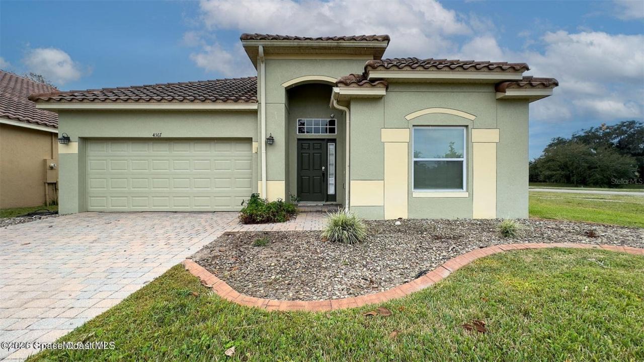 4367 Fitzroy Reef Dr., Mims, FL 32754