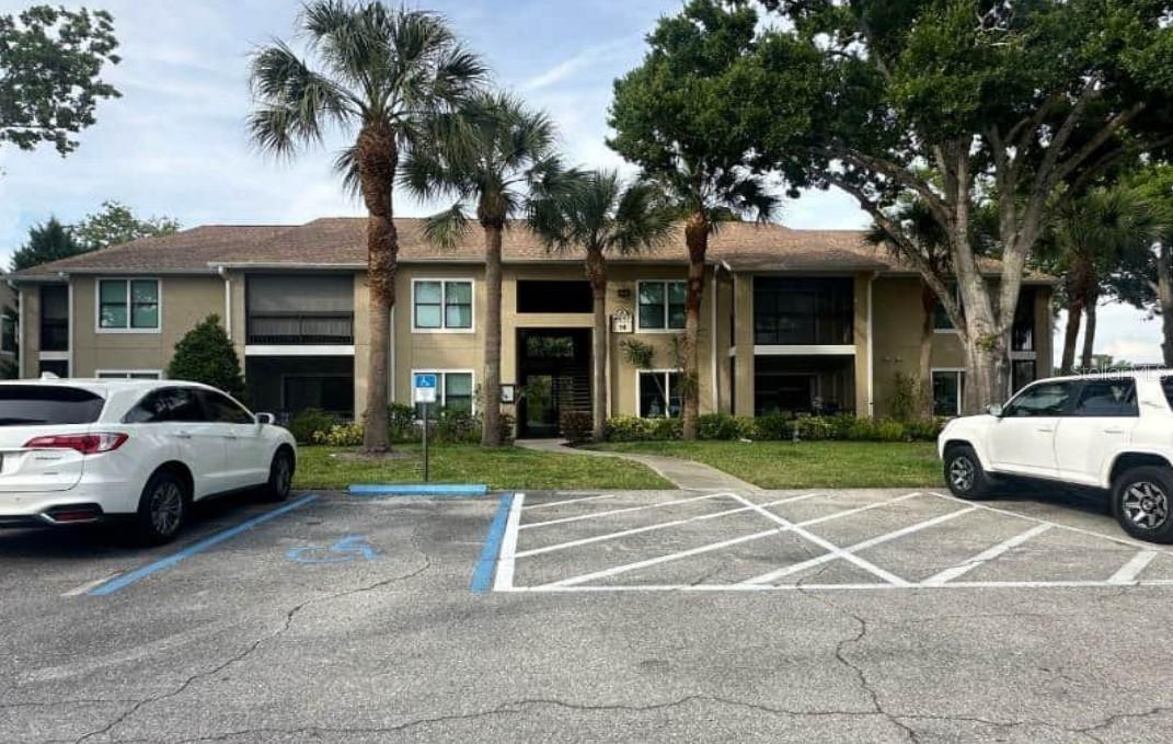 4017 Crockers Lake Blvd. #14, Sarasota, FL 34238