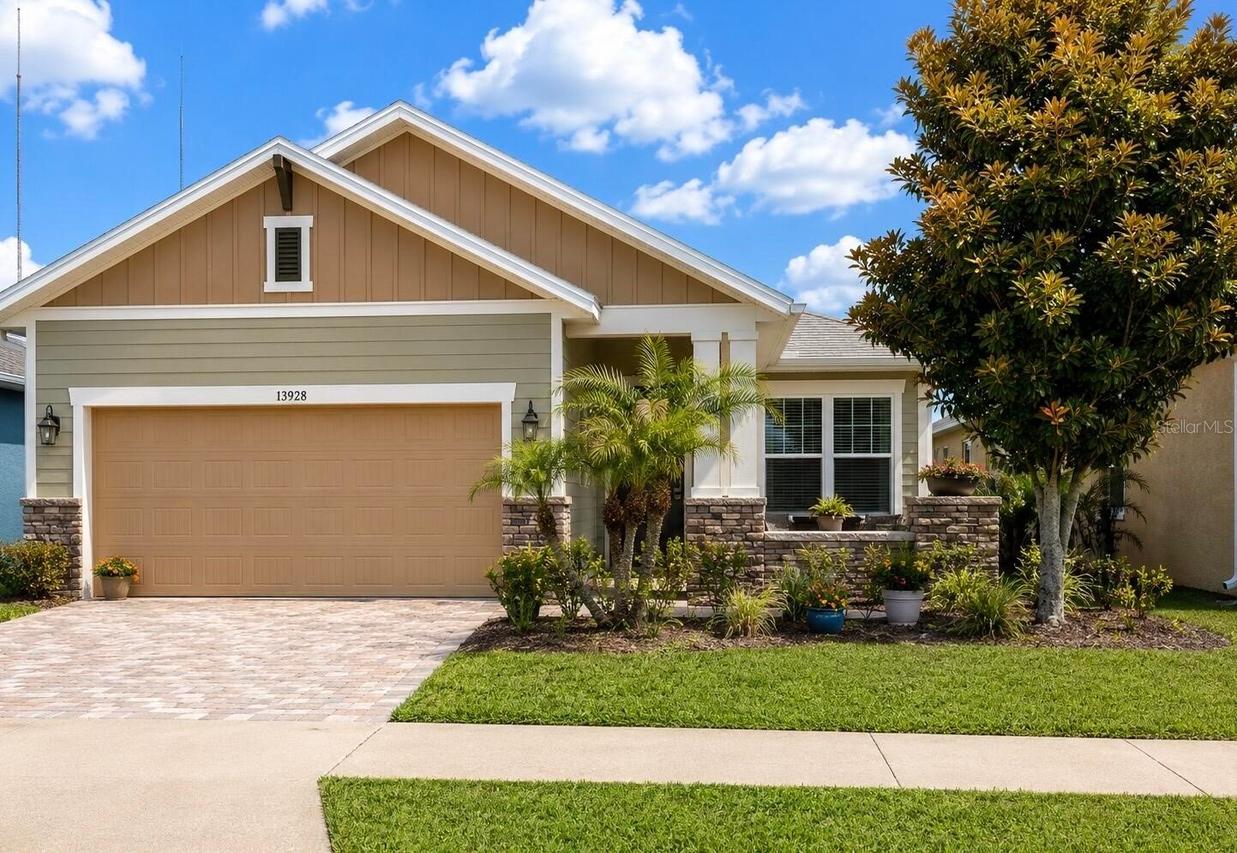 13928 Swallow Hill Dr., Lithia, FL 33547