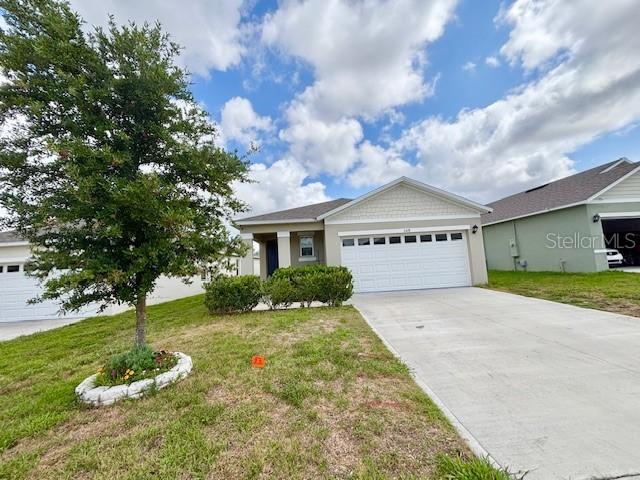 2678 Rowan St., Tavares, FL 32778