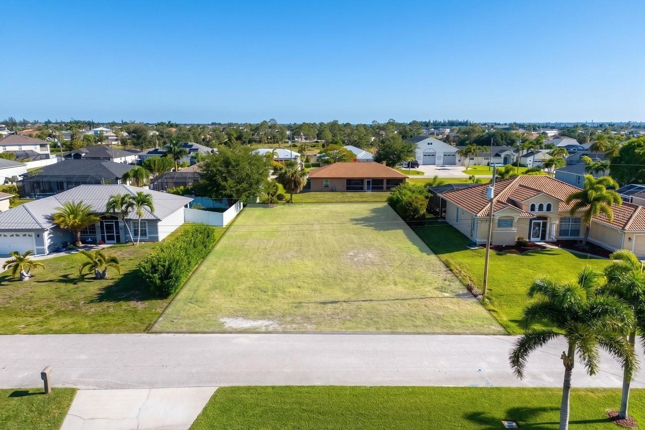 2535 SW 30th St., Cape Coral, FL 33914