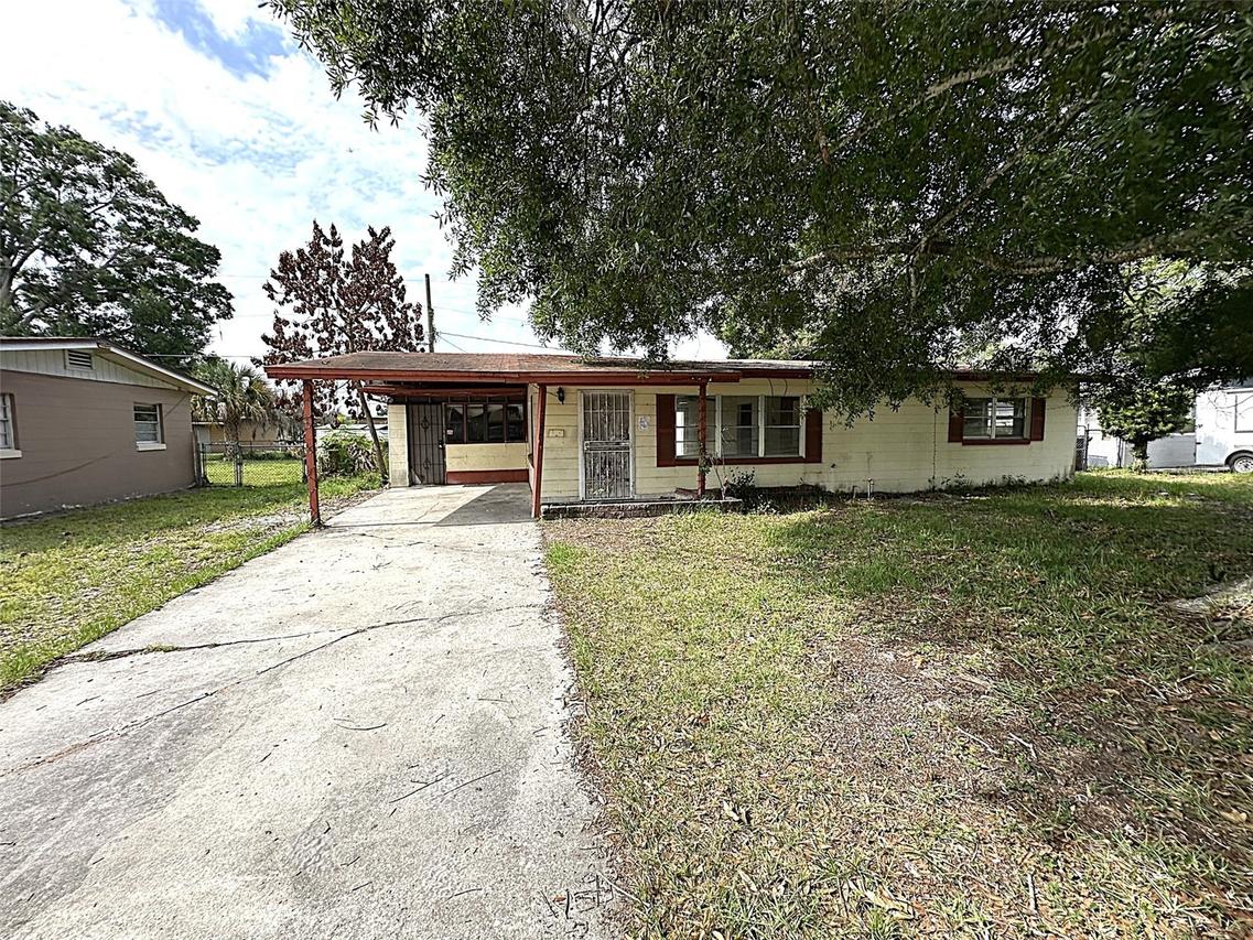 2722 W Oak St., Kissimmee, FL 34741