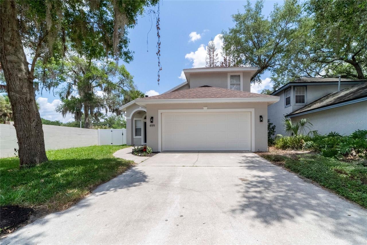 499 Julian Ln., Maitland, FL 32751