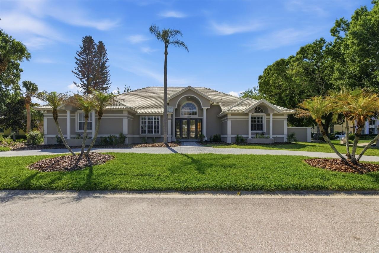 8935 Jonathan Manor Dr., Orlando, FL 32819