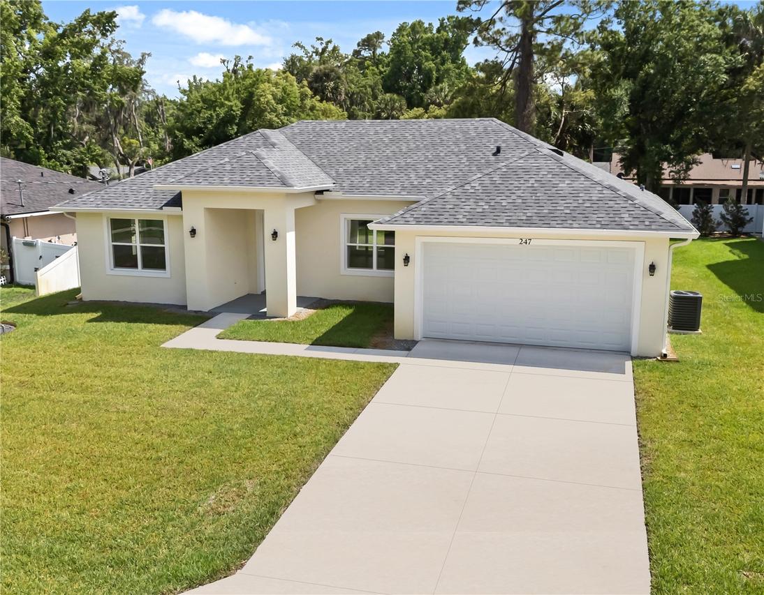 247 Debary Dr, Debary, FL 32713