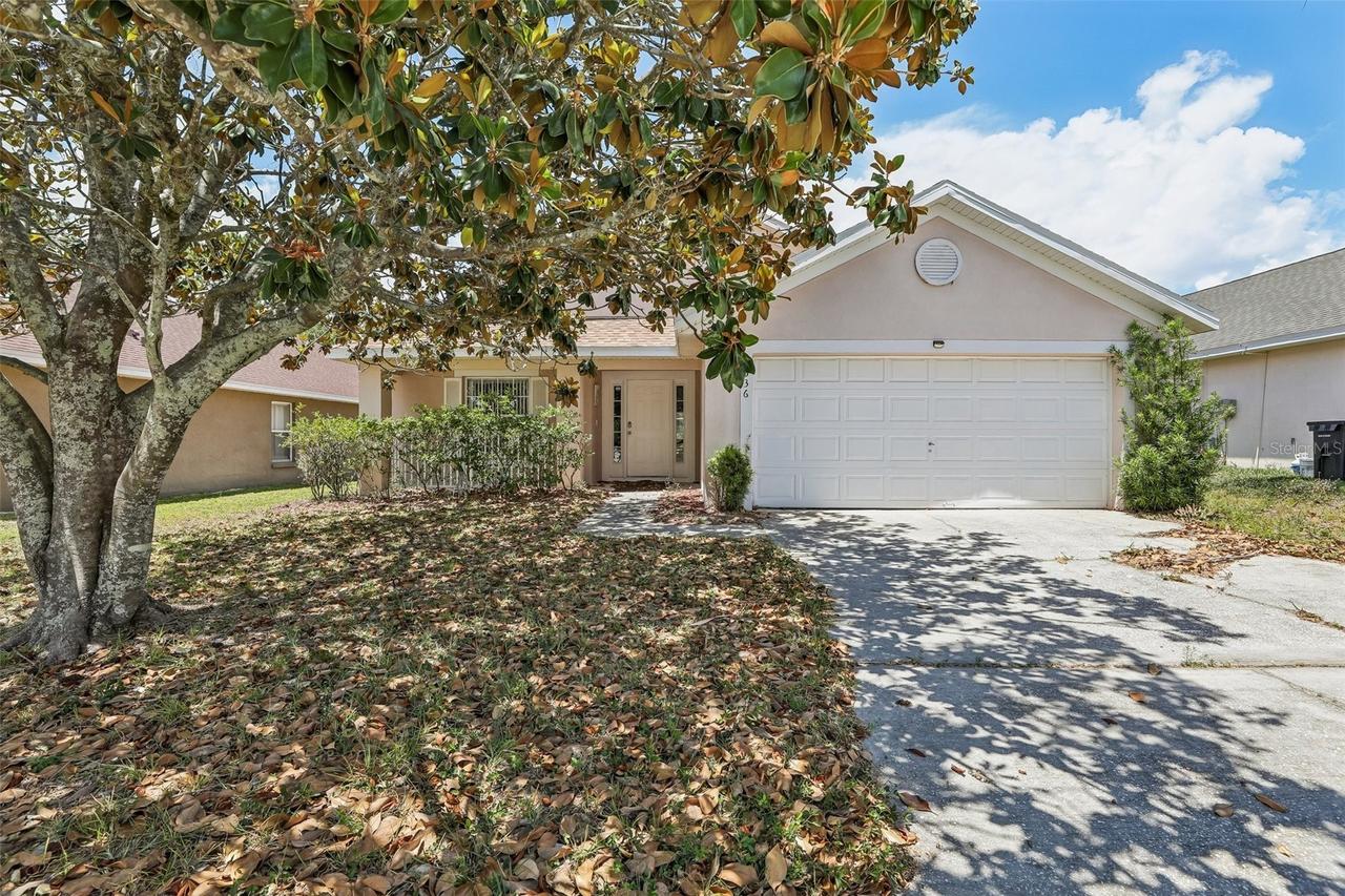 536 Pine Cone Dr., Davenport, FL 33897