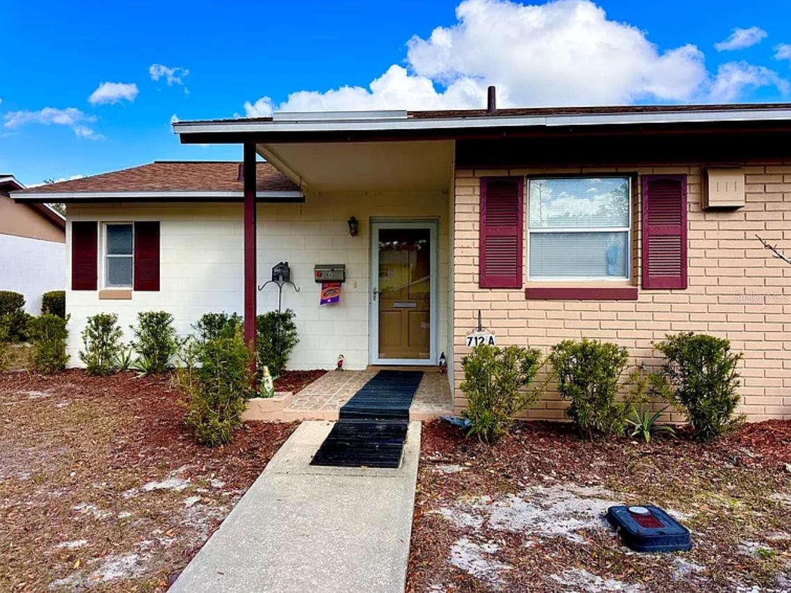 712 E Arizona Ave. #A, Deland, FL 32724