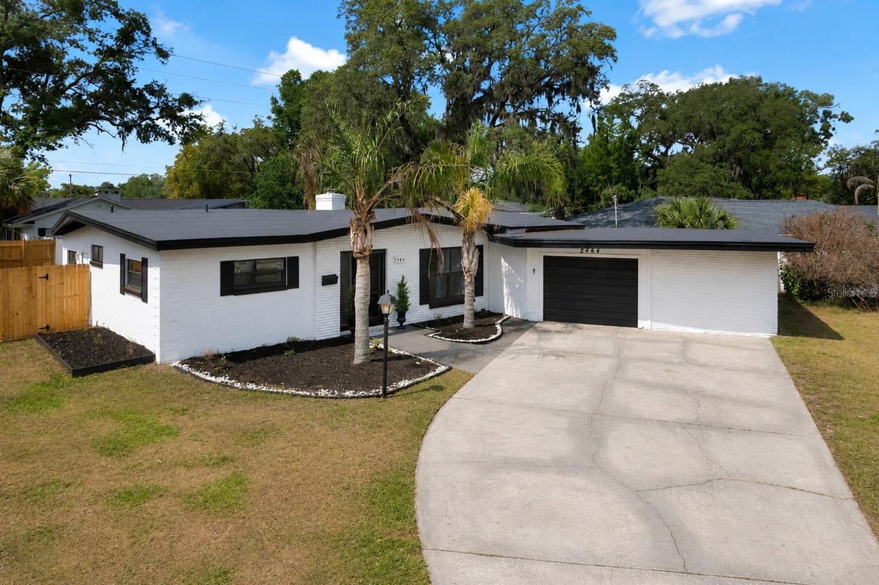 2464 Derbyshire Rd., Maitland, FL 32751