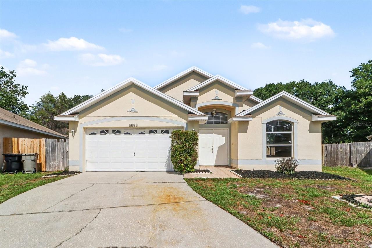 1040 Pineview Ct., Apopka, FL 32712