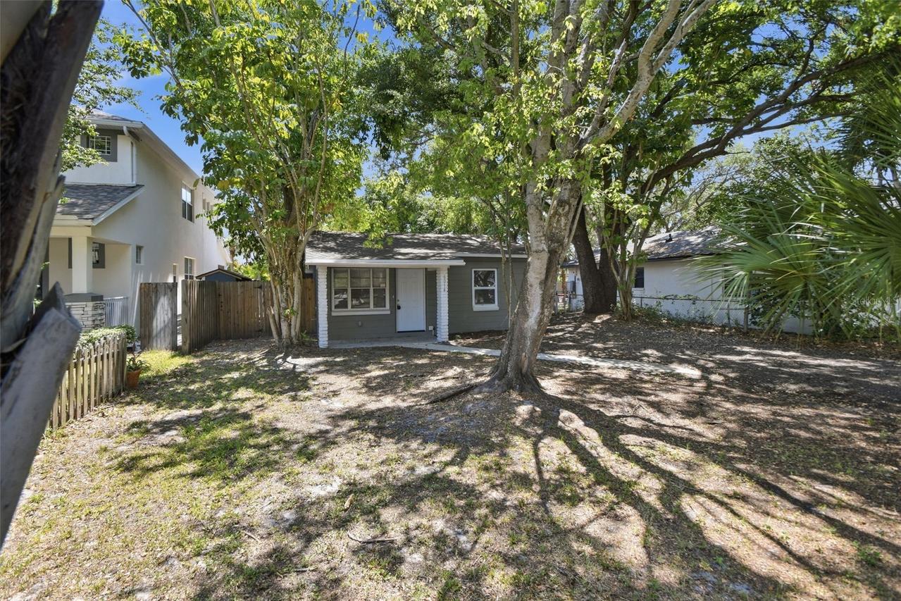 6014 S 6th St., Tampa, FL 33611