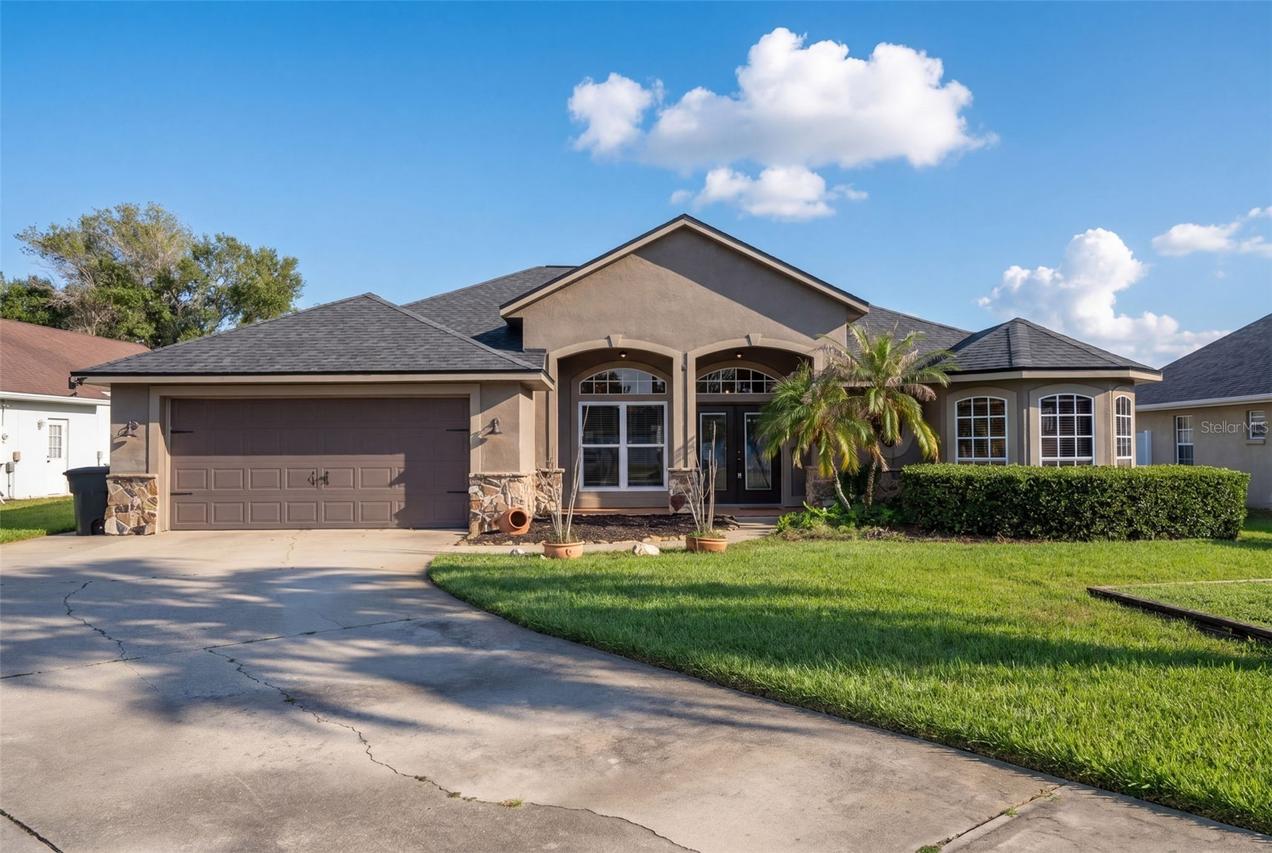 1302 Pine Song Dr., Deltona, FL 32725