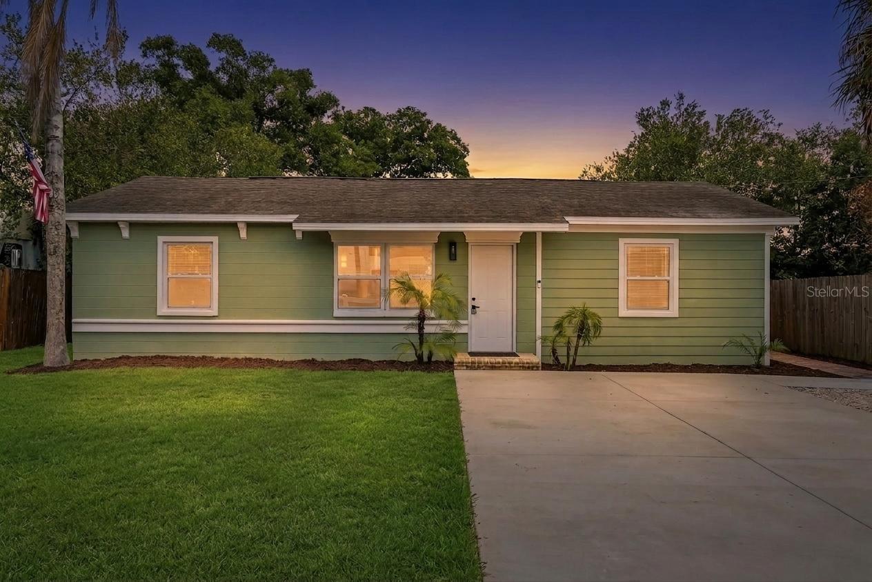 8403 N 46th St., Tampa, FL 33617