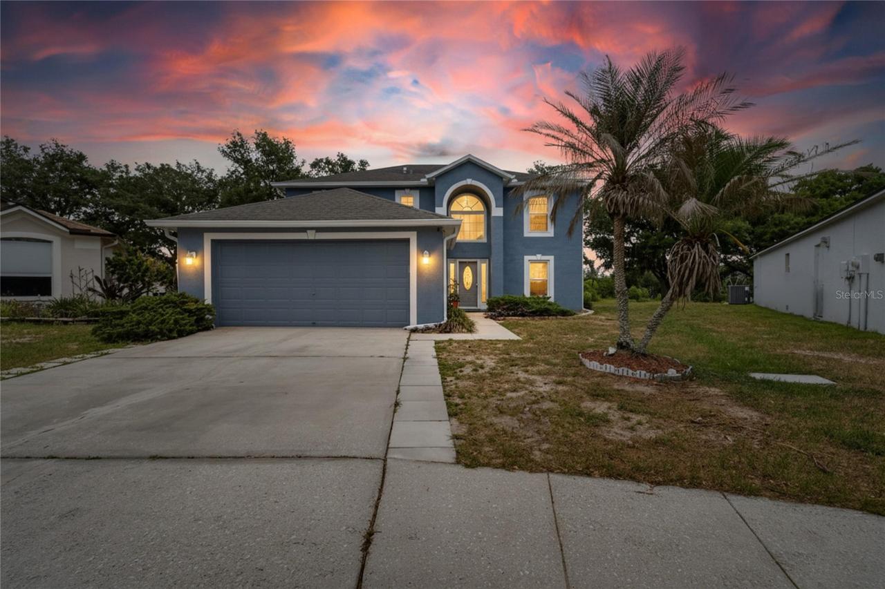 1201 Dragon Head Dr., Valrico, FL 33594