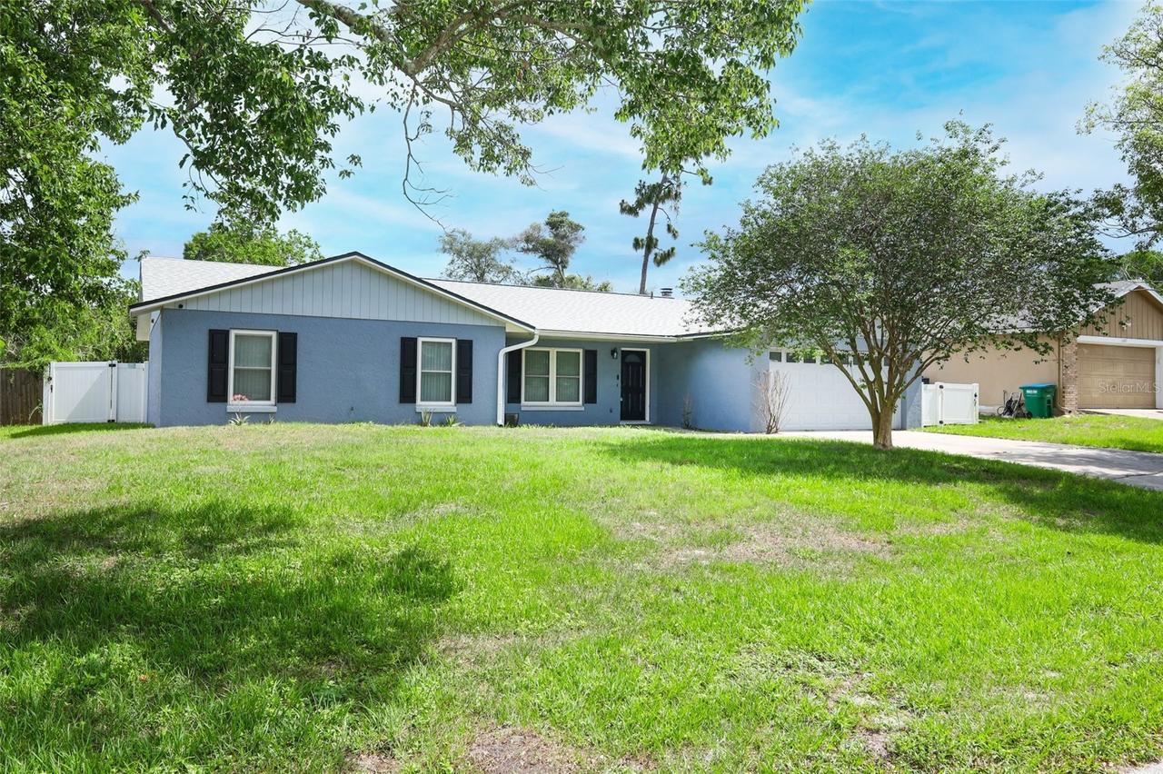 3075 Mapleshade St., Deltona, FL 32738