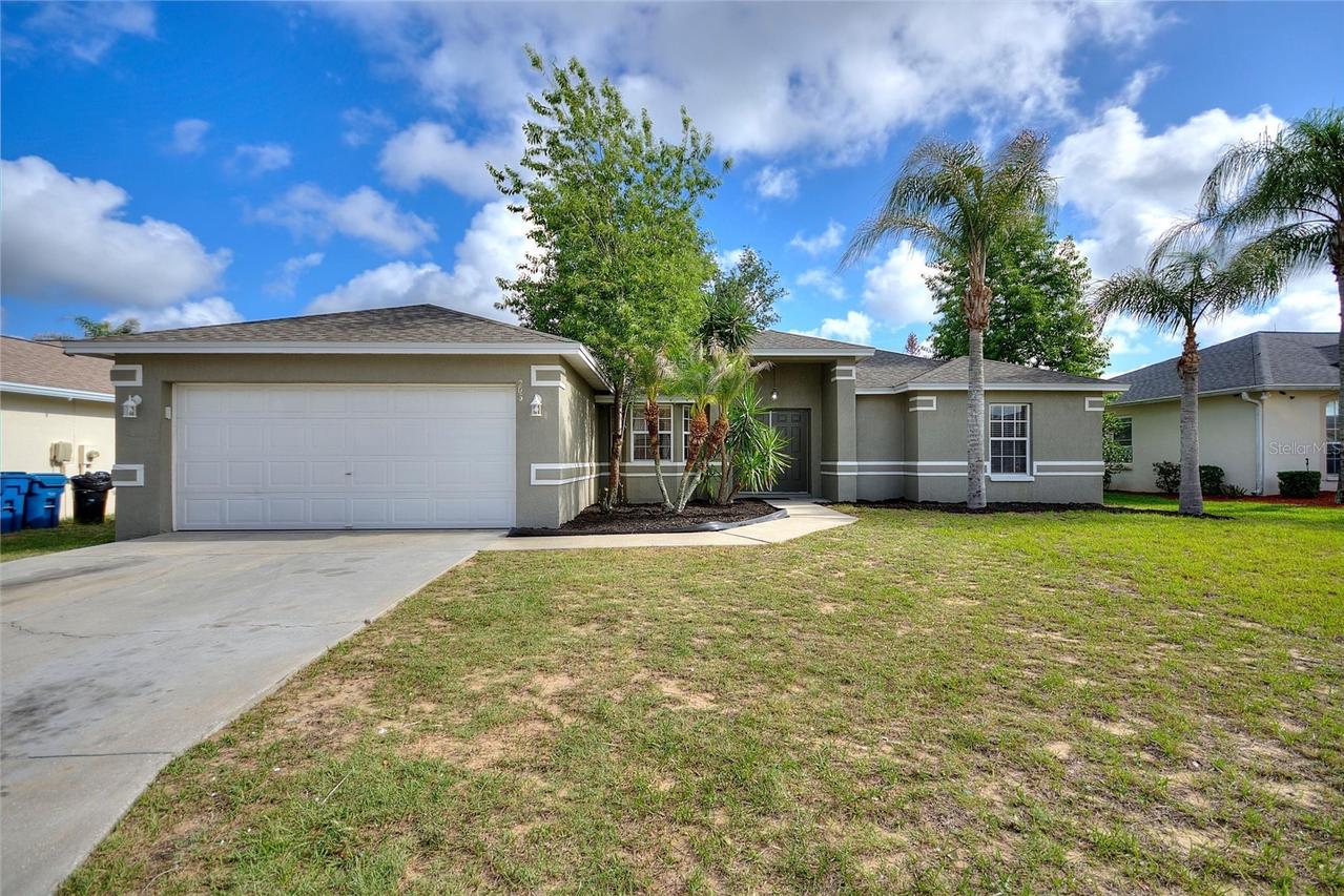 206 Windridge St., Davenport, FL 33837