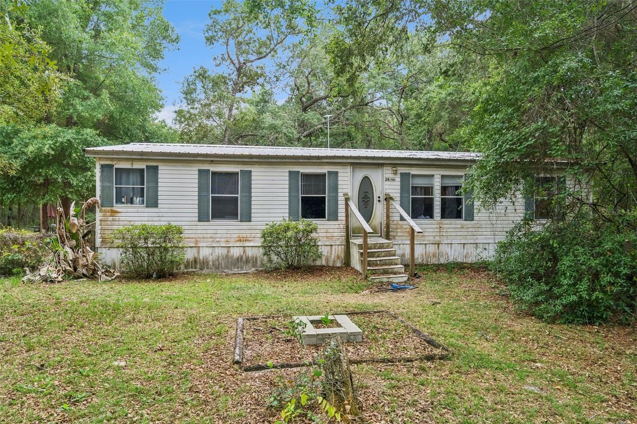 28100 SE 171st St., Umatilla, FL 32784