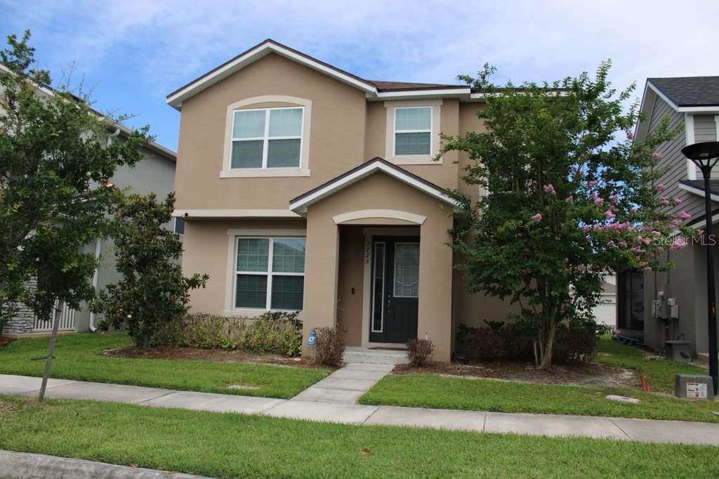 1723 Flourish Ave., Kissimmee, FL 34744