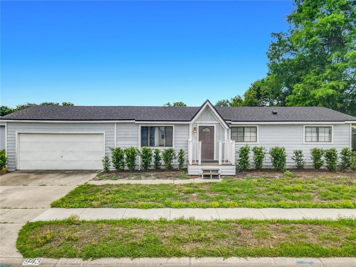 943 Monroe Harbor Pl., Sanford, FL 32773