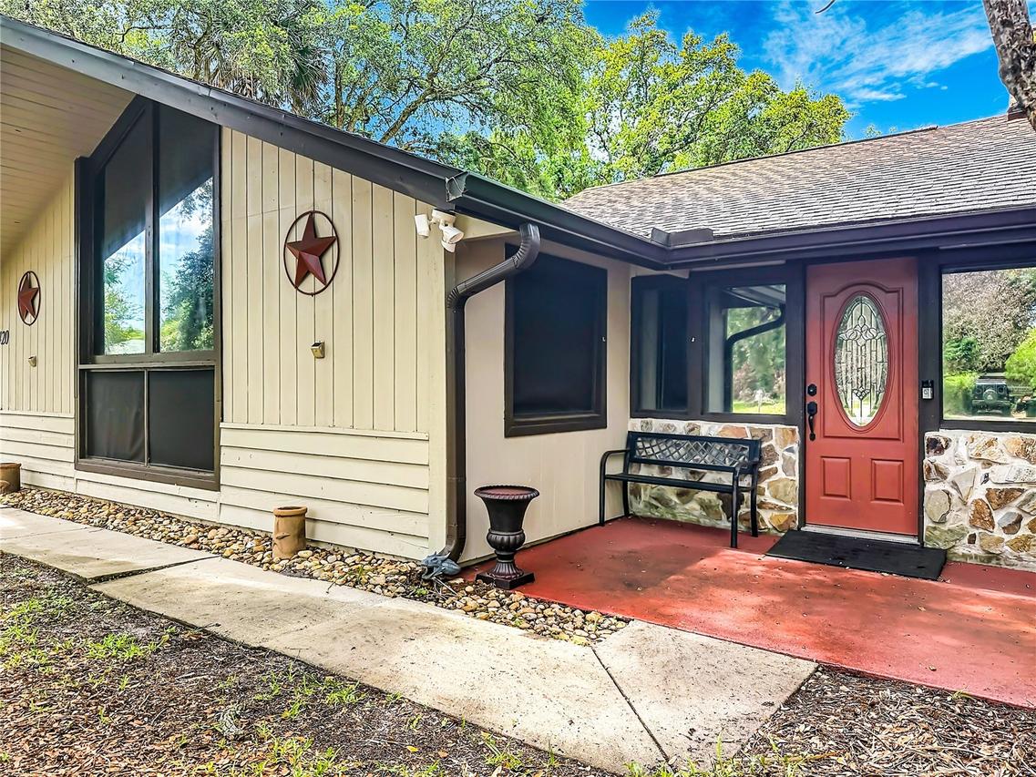 420 Nina Rd., Palm Bay, FL 32907