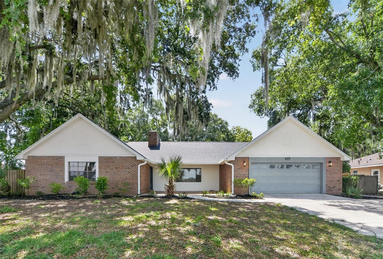 637 W Lakeshore Dr., Clermont, FL 34711