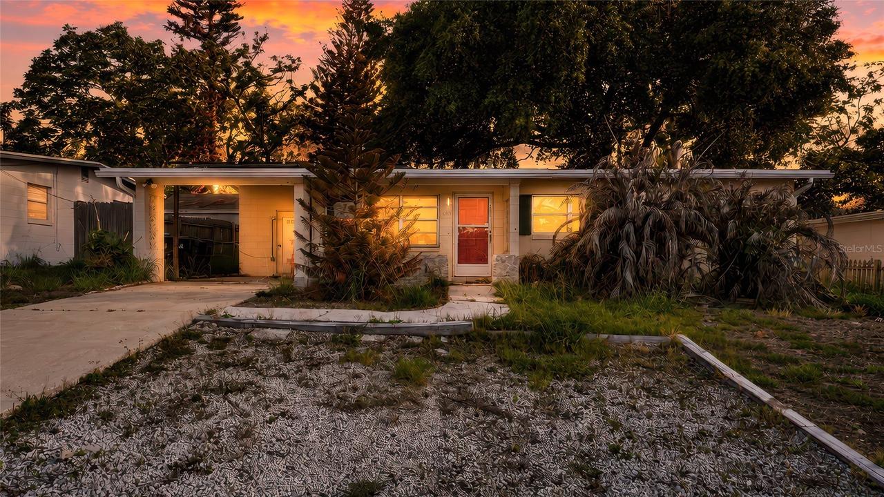 6031 W. Ridgewood Avenue, Orlando, FL 32835