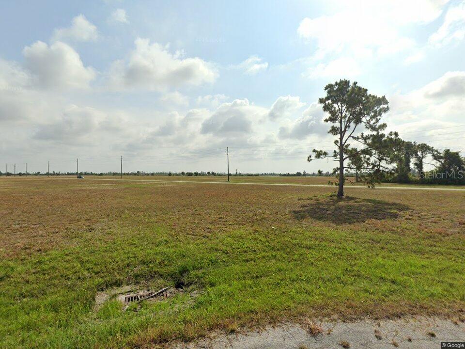 36 Hummingbird Dr., Placida, FL 33946