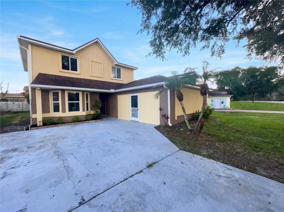 147 Coralwood Cir., Kissimmee, FL 34743