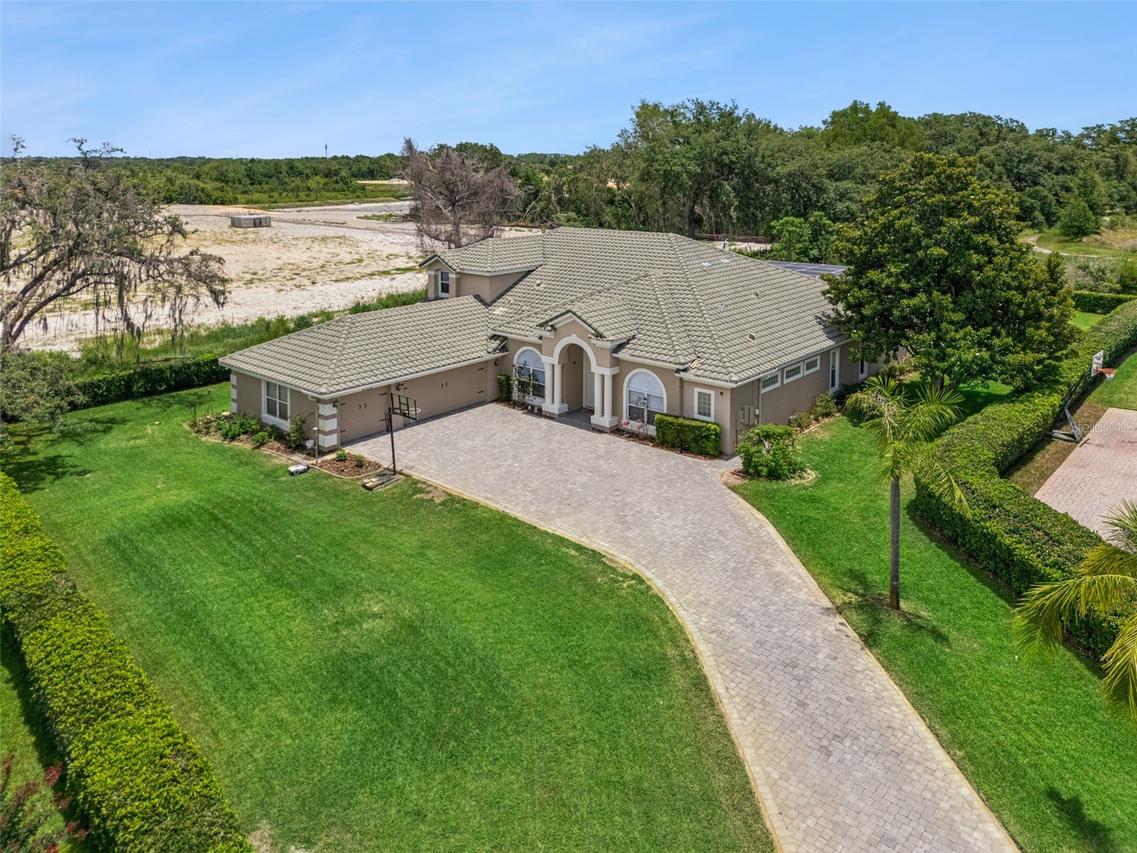 1700 Lake Roberts Ct., Windermere, FL 34786