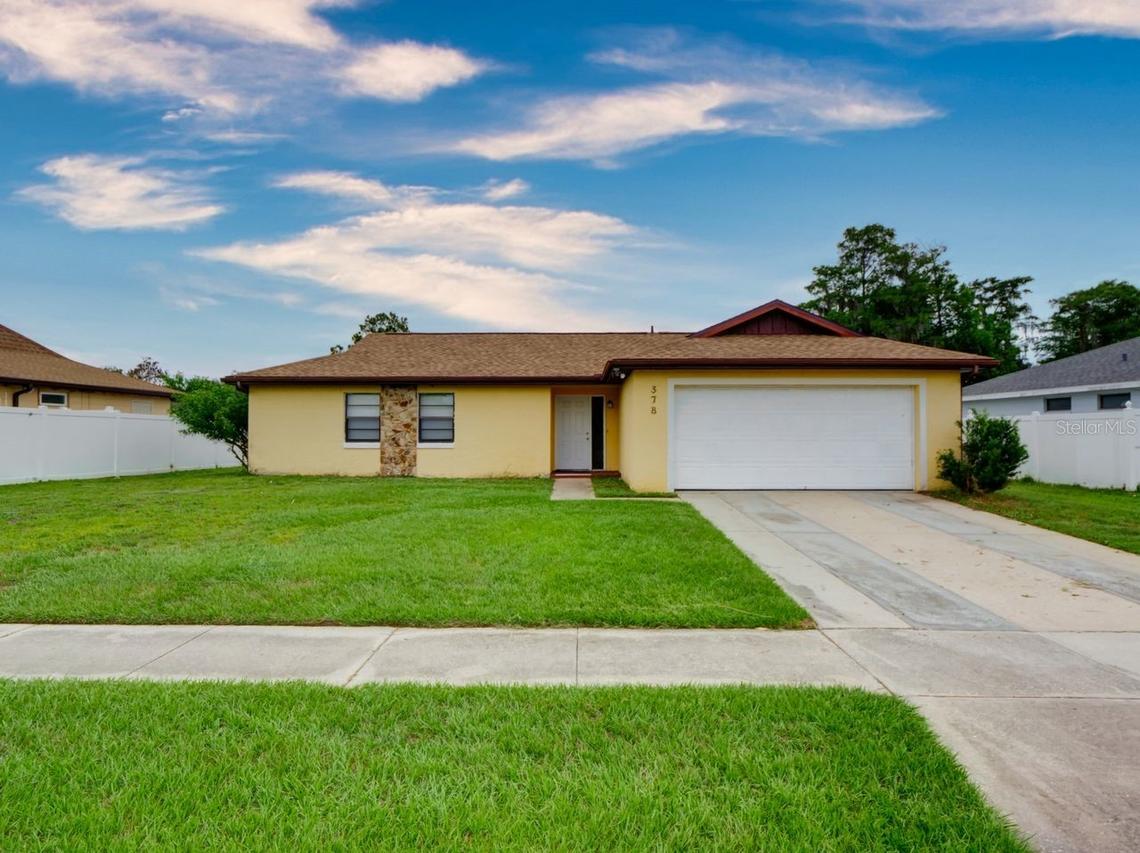 378 Buttonwood Dr., Kissimmee, FL 34743
