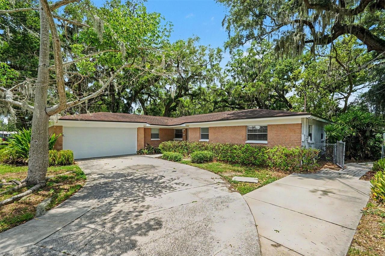 714 Coulter Pl., Brandon, FL 33511
