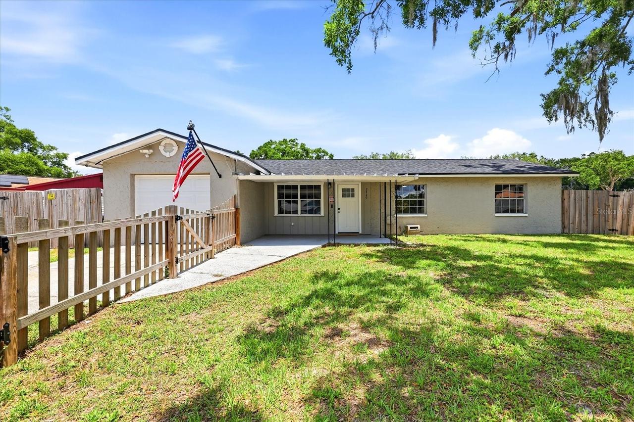 2429 Martha Ln., Land O Lakes, FL 34639