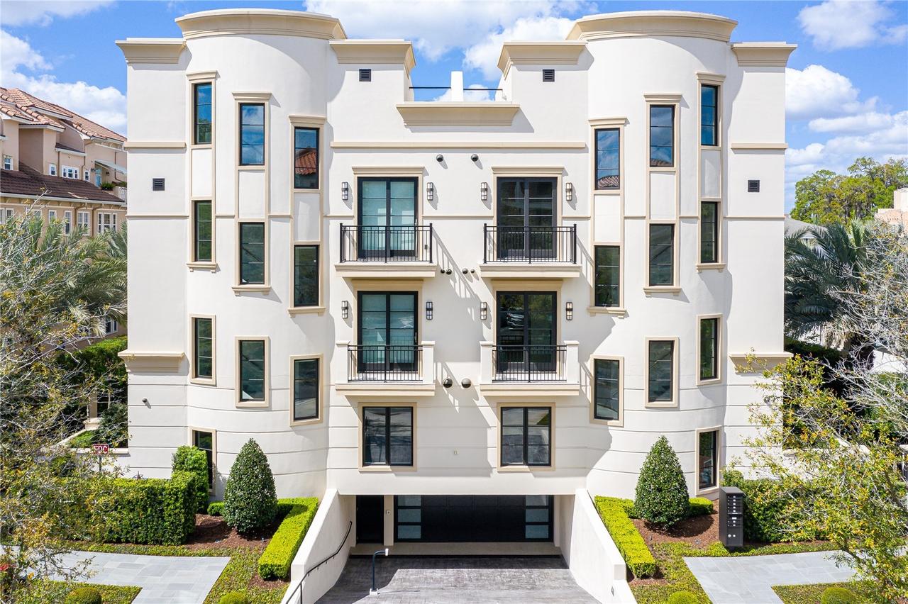 125 S Interlachen Ave. #2, Winter Park, FL 32789