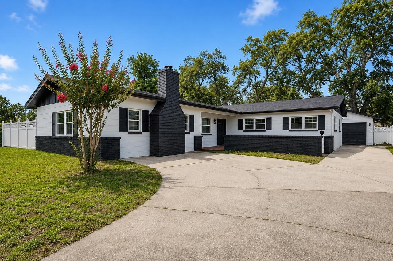 1946 Strathaven Rd., Winter Park, FL 32792