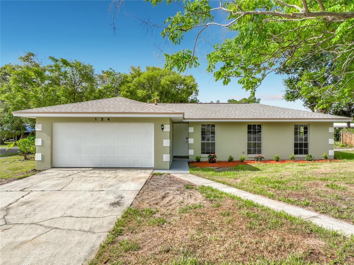 124 Hollyhock Dr., Altamonte Springs, FL 32701