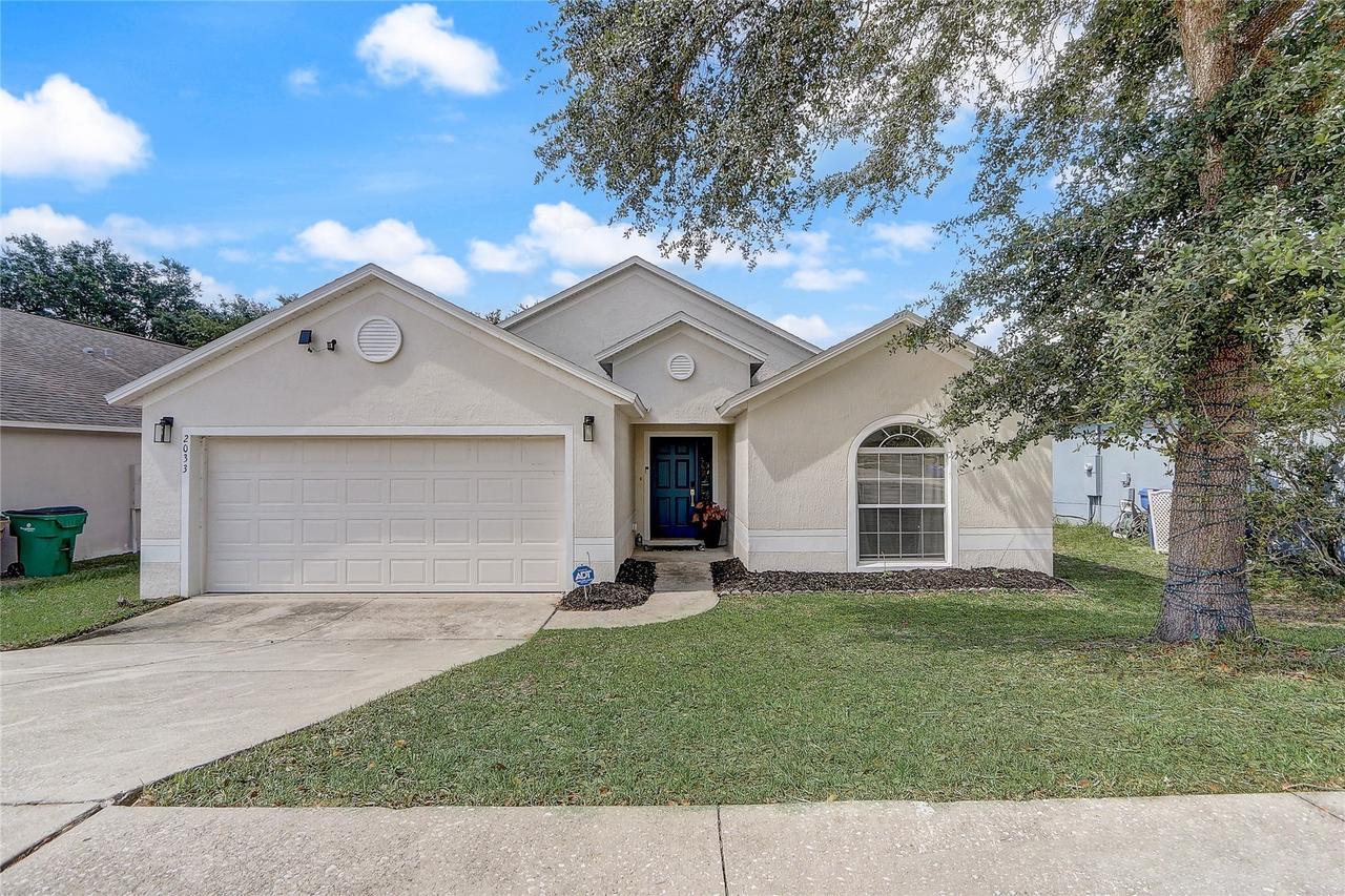 2033 Newtown Rd., Groveland, FL 34736